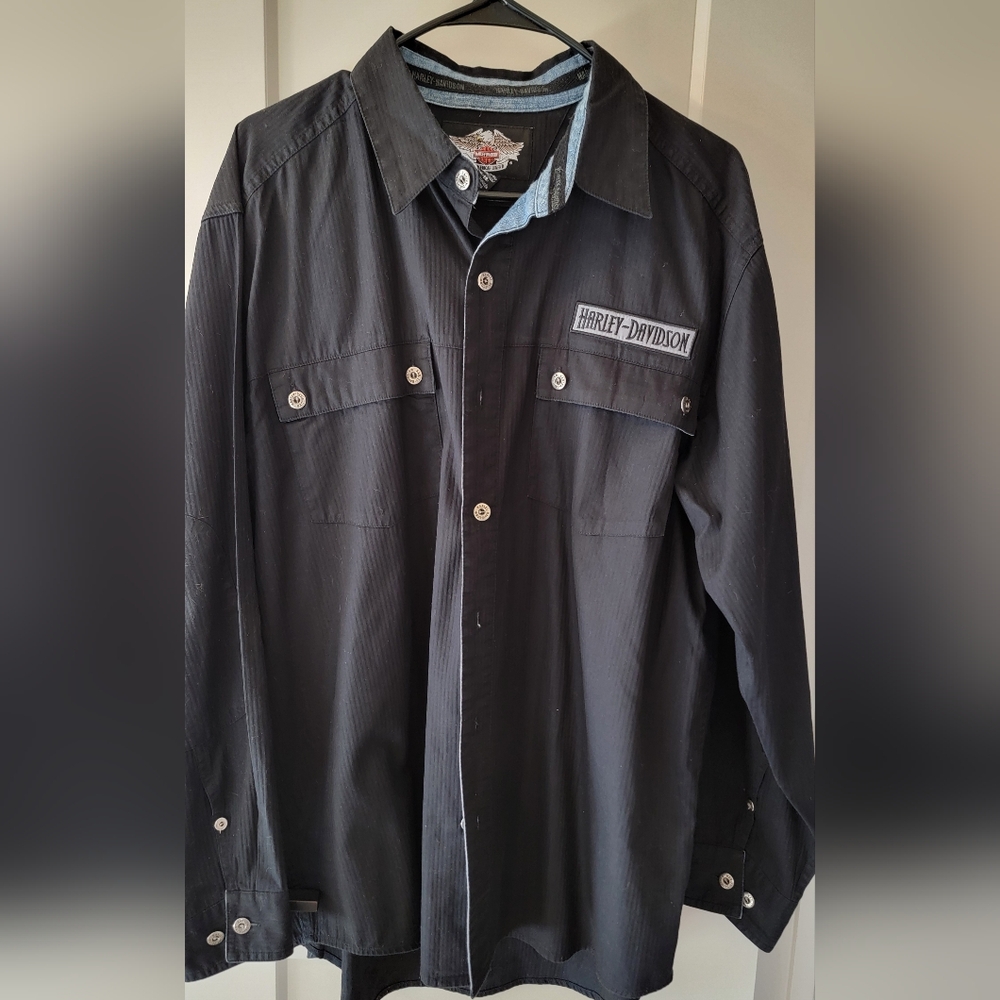 Vintage Harley-Davidson Black Button-Up Shirt